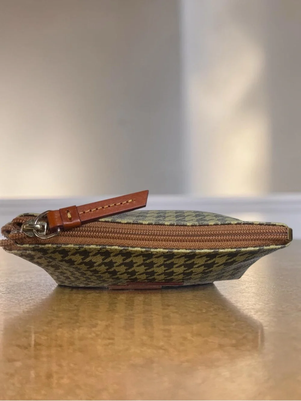 Dooney & Bourke Houndstooth Zip Pouch / Wristlet Cosmetic Bag 💼 - Picture 7 of 10